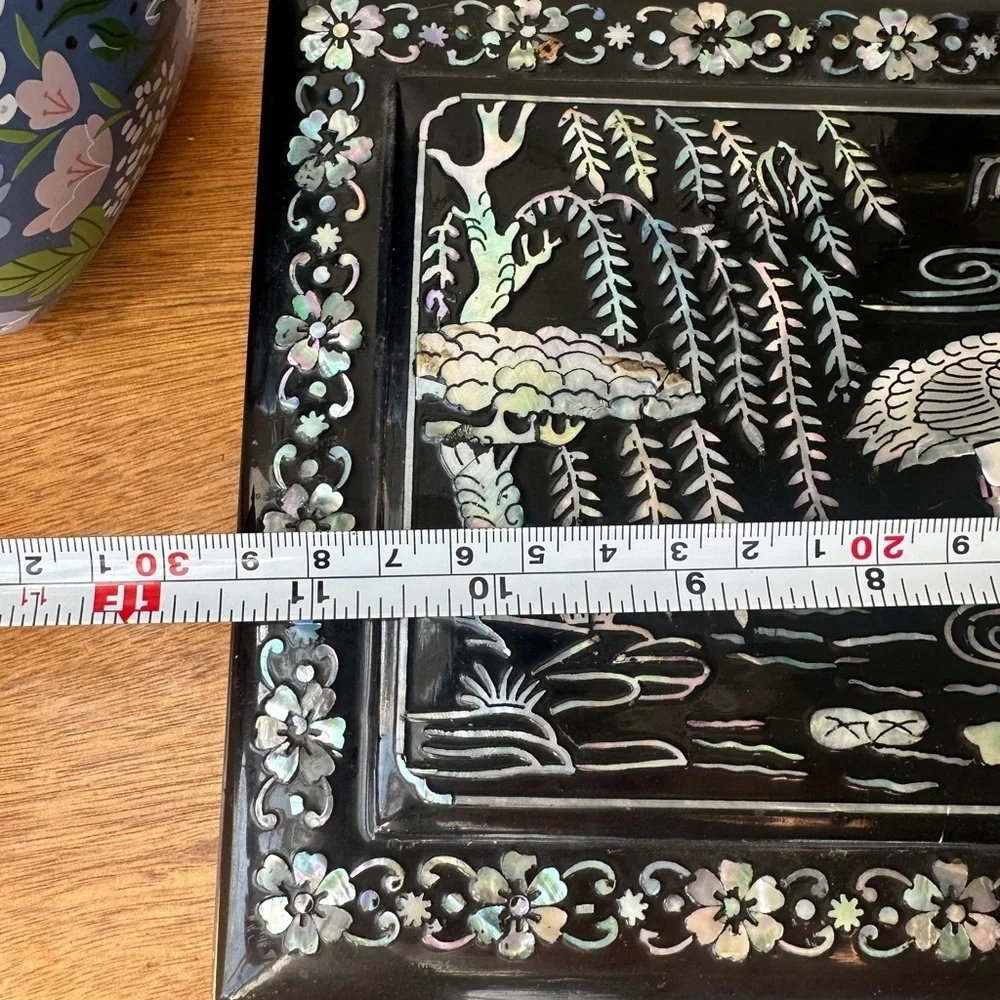 Rare Vintage 1982 Black Lacquered Smoking Box with Morher of pearl Inlay Design